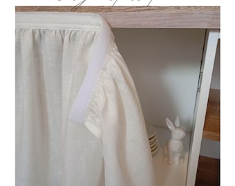 Gonna sottolavabo in lino su misura, tenda per mobiletto in lino 100% lavato a pietra, pannello coprilavabo bianco latte con chiusura a strappo
