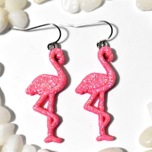 Flamingo Earrings, Pink Flamingo Earrings, Flamingo Jewelry, Tropical Earrings, Beach Earrings, Summer Earrings, Animal Earrings, CE572