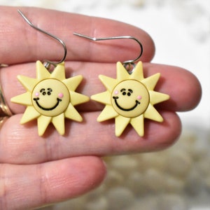Sun Earrings, Yellow Sun Earrings, Sunshine Earrings, Summer Jewelry, Beach Earrings, Summer Earrings, Weather Earrings, Sun Jewelry, CE566