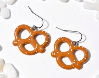 Brown Pretzel Earrings, Salted Pretzel Earrings, Pretzel Jewelry, Snack Earrings, Food Earrings, Food Jewelry, I Love Pretzels, BE54