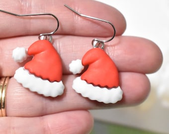 Red Santa Hat Earrings, Santa Earrings, Santa Jewelry, Santa Claus Earrings, Christmas Earrings, Winter Earrings, Holiday Earrings, CE905