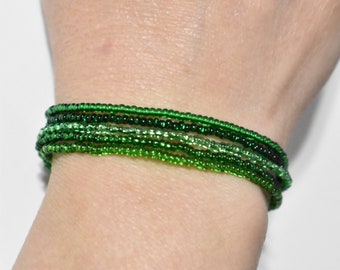 Dk Green Bracelet Set, 11/0 Seed Bead Stretch Bracelets, 5 Bracelet Set, Stackable Bracelets, Bead Stack Bracelets, Seed Bead Bracelet, SB12