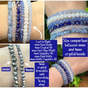 Peut inclure: Une collection de bracelets de perles avec des perles en cristal de 6mm et 4mm dans des tons de bleu, blanc et saphir. Les &eacute;tiquettes indiquent : 6mm Opal Denim, 4mm Crystal AB, 6mm Dark Blue Multi, 4mm Sapphire AB, 6mm Opal White, 4mm White Sapphire AB.