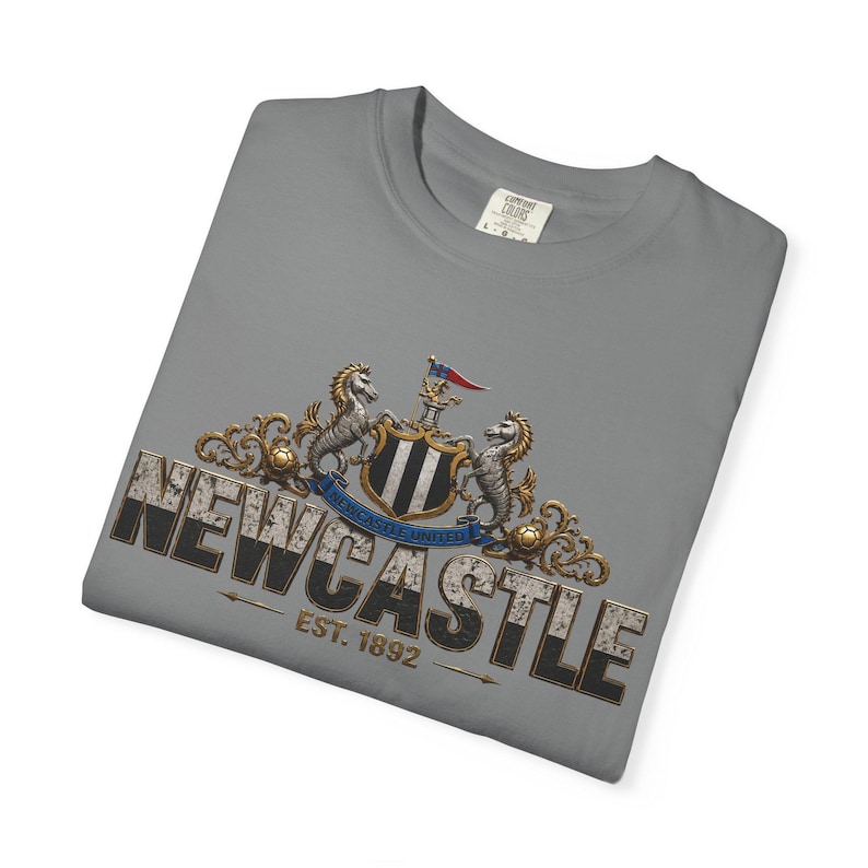 Newcastle premier League Football Shirt T-Shirt | Fußball Trikot Design Bild 1