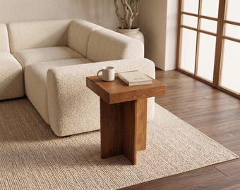 Minimalistische massief houten bijzettafel, modern bijzettafeltje, rustiek houten nachtkastje, kleine ruimte accent tafeldecor, rustieke moderne accenttafel