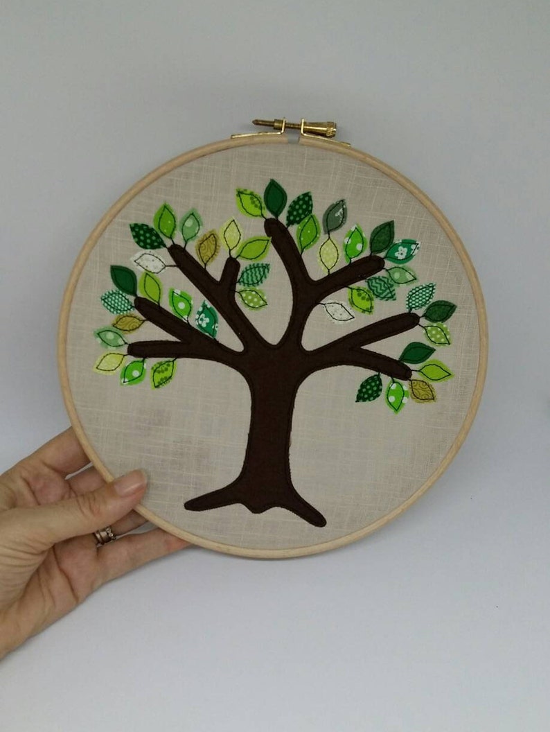 Green cotton anniversary gift Add a new leaf each year of marriage. Applique tree in 8 wooden hoop frame image 6