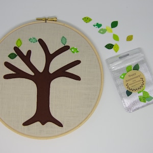 Green cotton anniversary gift Add a new leaf each year of marriage. Applique tree in 8 wooden hoop frame image 4