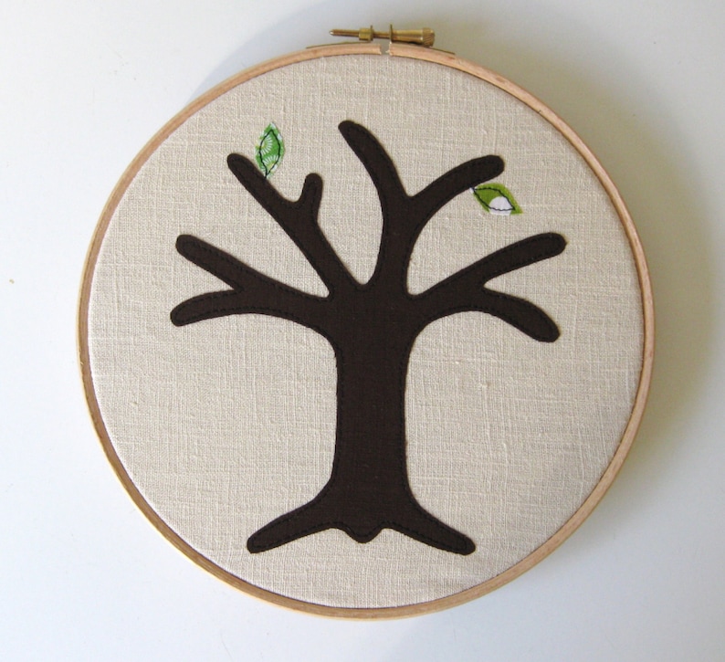 Green cotton anniversary gift Add a new leaf each year of marriage. Applique tree in 8 wooden hoop frame image 2