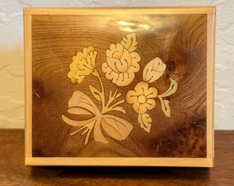 vintage Italian burl wood marquetry music box/jewelry box