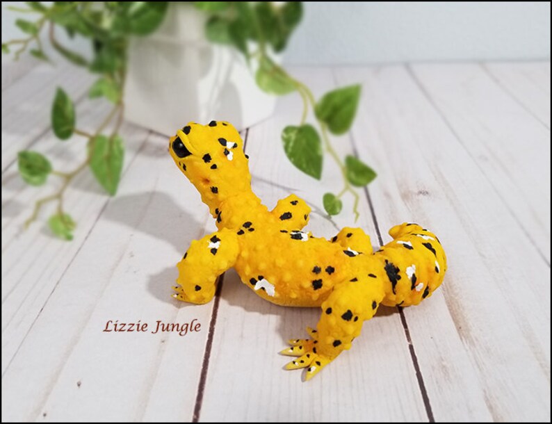 OOAK Reptile Clay Figurine Unique Handmade Decoration Theo Cute Mini Yellow Leopard Gecko Sculpture