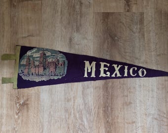 Vintage Mexico Souvenir Felt Pennant