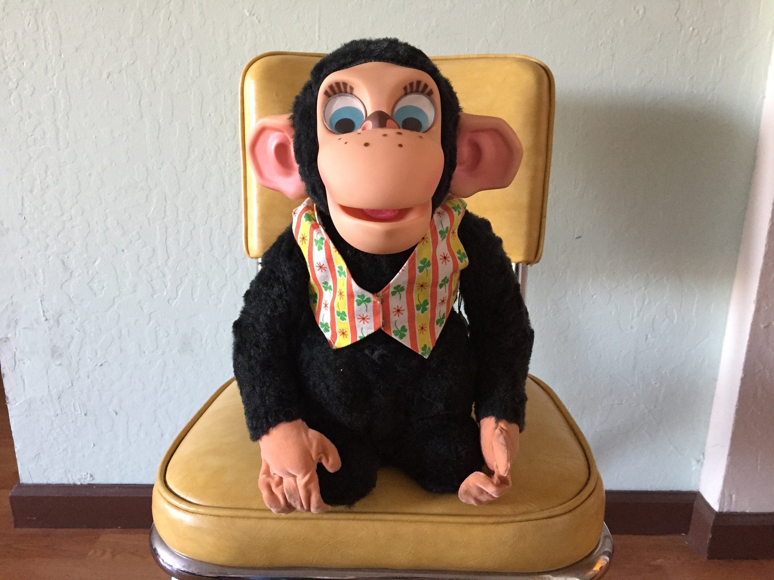 talking chimpanzee talking chimpanzee
