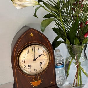 Antique Seth Thomas Gothic Cathedral Mantel Clock – 100+ Year Old - Services working - Beautiful double chime