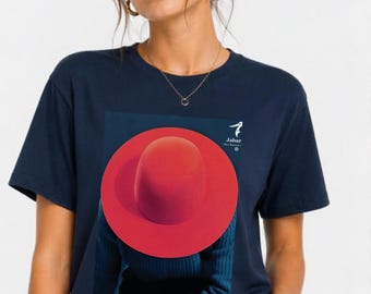 Minimal Red Hat Graphic Tee | Moderne Kunst Streetwear Shirt