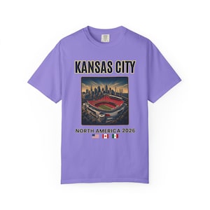 Kansas City Fußball-Shirt, Nordamerika 2026 Reise-T-Shirt, Football City Grafik-Shirt, Spieltag Fan T-Shirt, Retro Stadion T-Shirt Bild 18