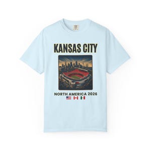 Kansas City Fußball-Shirt, Nordamerika 2026 Reise-T-Shirt, Football City Grafik-Shirt, Spieltag Fan T-Shirt, Retro Stadion T-Shirt Bild 14