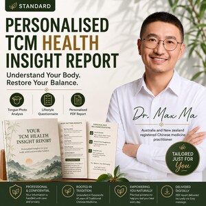 Peut inclure: Image promotionnelle pour un rapport d'analyse TCM Health Insight. L'image présente un homme souriant en chemise blanche et lunettes, avec le texte "Dr. Max Ma". La couverture du rapport indique "Your TCM Health Insight Report."