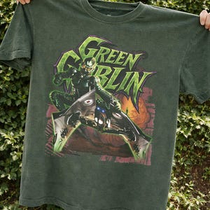 Green goblin shirt - Etsy 日本 Green goblin shirt - Etsy 日本