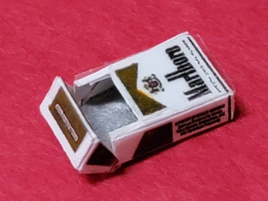 Miniature Pack of Cigarettes 1960's RETRO COLLECTION for 11 Dolls, 16