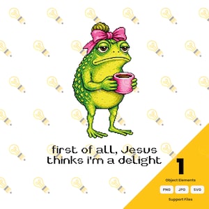 Puede incluir: Una ilustración en pixel art de un sapo verde con un lazo rosa en la cabeza, sosteniendo una taza rosa. Debajo del sapo, el texto dice: first of all, Jesus thinks i'm a delight. El fondo presenta un patrón repetitivo de bombillas amarillo claro.