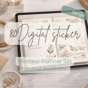 以下が含まれることがあります： タブレット上のデジタルプランナーには、花のステッカーと「80 Digital sticker」の文字が表示されています。「Minimal Planner Set」の一部で、「Neutral Aesthetic」です。コーヒーカップ、ノート、ペンも表示されています。