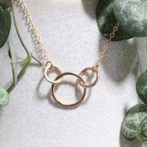 3 Interlink Gold Rings Necklace
