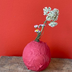 Textured red bud vase. image 1