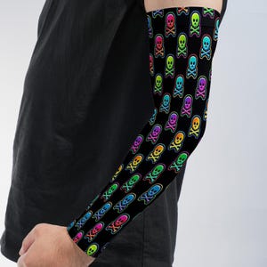 Neon Skull Arm Sleeves Colorful Gothic Pattern UV Protection Compression Sleeves for Running Cycling Sports