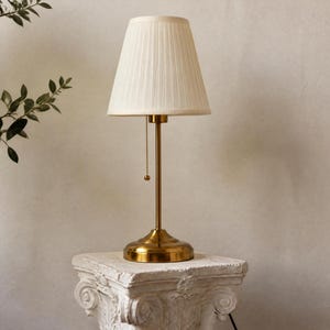 Bordlampa med veckad skärm, guldfärgad sänglampa med dragkedja, 20 tums vintage nattduksbordslampa