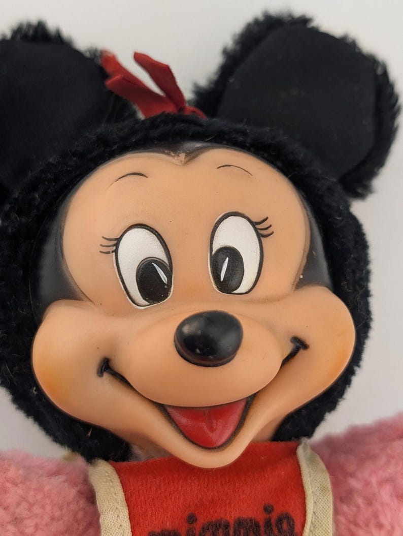 Peluche Minnie Mouse vintage avec visage en caoutchouc avec bavette - Disney World des années 1960/70 (10") image 3