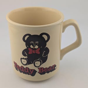 Taza de cerámica vintage de los años 80 con diseño de osito de peluche - Fabricada en Inglaterra