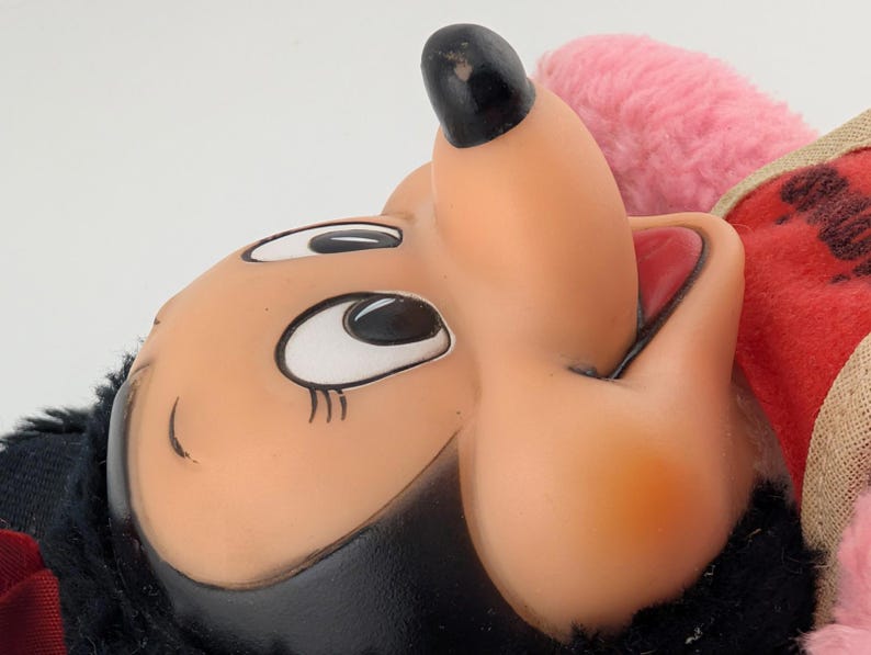 Peluche Minnie Mouse vintage avec visage en caoutchouc avec bavette - Disney World des années 1960/70 (10") image 4