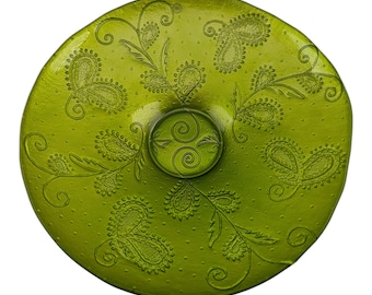 Ciotola decorativa in vetro verde lime di Torre & Tagus, ideale come centrotavola – Motivo Paisley