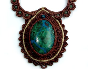 Macrame Necklace with Chrysocolla Stone.