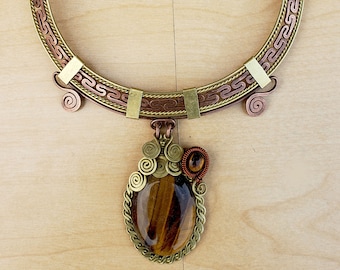 Bronze Necklace 'Eva' wit Tiger Eye stone