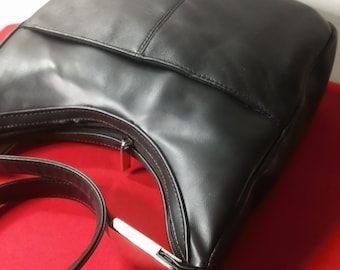 Vintage Kaela Black Leather Shoulder Bag Purse ~ Vintage 1980s Fashion Handbag Accessory Purse