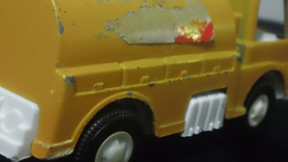 tootsietoy shell truck