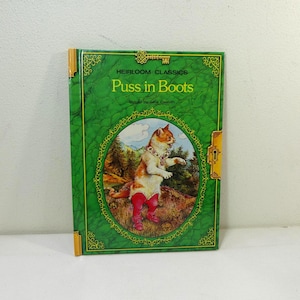 Puss in Boots retold by Jane Carruth and illustrated by Gwen Tourret ~ vintage 1979 Hardcover Heirloom Classics Children's Book