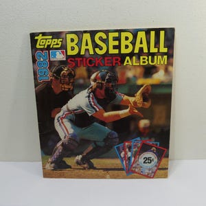 Album di figurine Topps Baseball del 1982 con 201 figurine (completato al 77%)