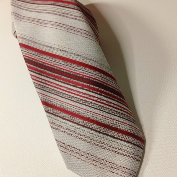 Vintage 1970s Velducci Red and Light Gray Diagonal Stripe Menswear Polyester Necktie ~ Retro Fashion Accessory