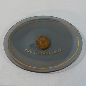Vintage Oval Glass USA Bicentenary 1776-1976 Plate with attached Liberty Bell Coin Medallion