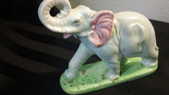 Elephant Ceramic Hand Painted w// Jewels /& Golden Tusks Pink