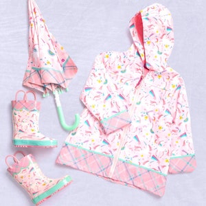 Unicorn umbrella and raincoat 2025