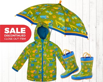 2t raincoat and boots