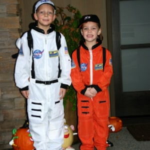 Astronaut Halloween Kids Costume Kids Personalized Astronaut Outfit Kids Dress Up Career Day Costume Space Suit Halloween Costume kids gift zdjęcie 7