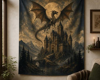 Gobeläng med drakslott, gotisk fantasiväggbonad, medeltida månbelyst slottrumsdekor, mörk akademisk sovrumskonst, fantasy-sovsalgobeläng