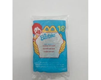 Vintage 1999 McDonalds Happy Meal Chic Barbie Figurine Toy 18 NIP New Sealed