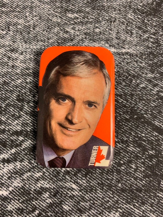 John Turner vintage pin - Liberal Party - Canada - Canada Politics - vintage political pin - Canadian politics