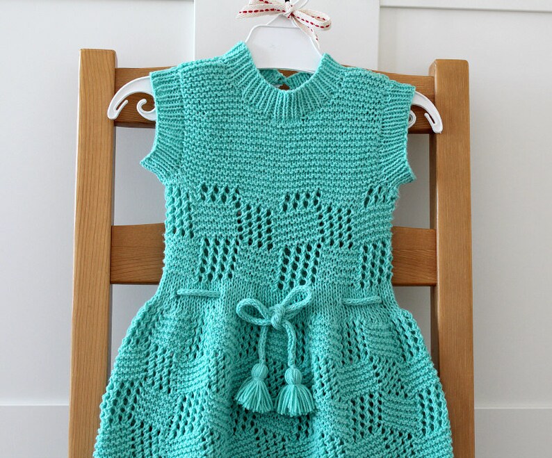 Modèle de tricot Robe bébé enfant en bas âge Robe bébé Rosalinda tailles 0-3, 3-6, 12 mois et 24 mois robe en tricot de dentelle pour bébé modèle pdf image 3