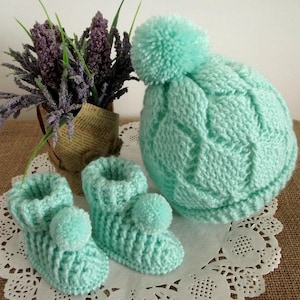 Crochet Pattern Baby set HAT and BOOTIES - Diamonds Baby crochet Patterns handmade baby booties baby crochet hat baby uggs crochet pattern